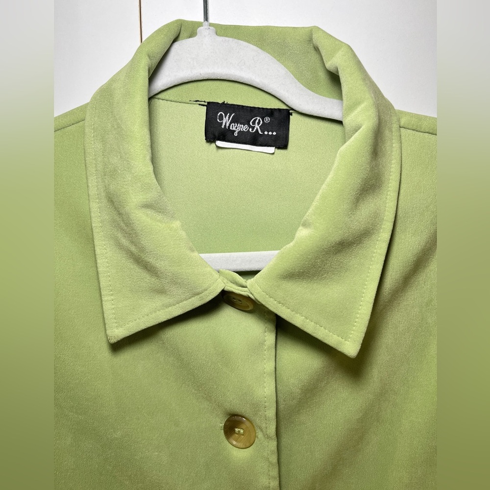 Women's Green Jacket - Picture 2 of 3